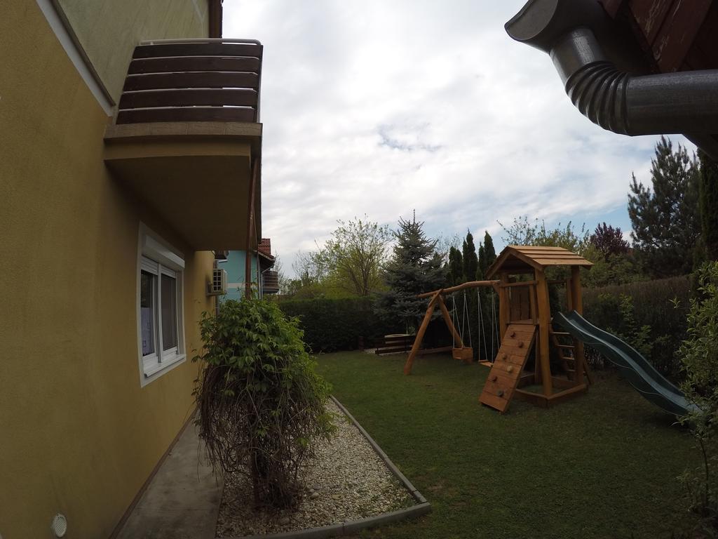 Martika Apartment Шиофок Экстерьер фото