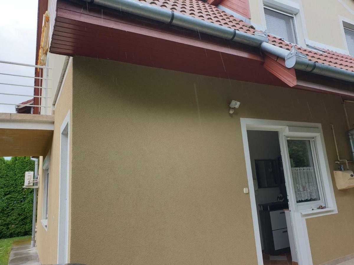 Martika Apartment Шиофок Экстерьер фото